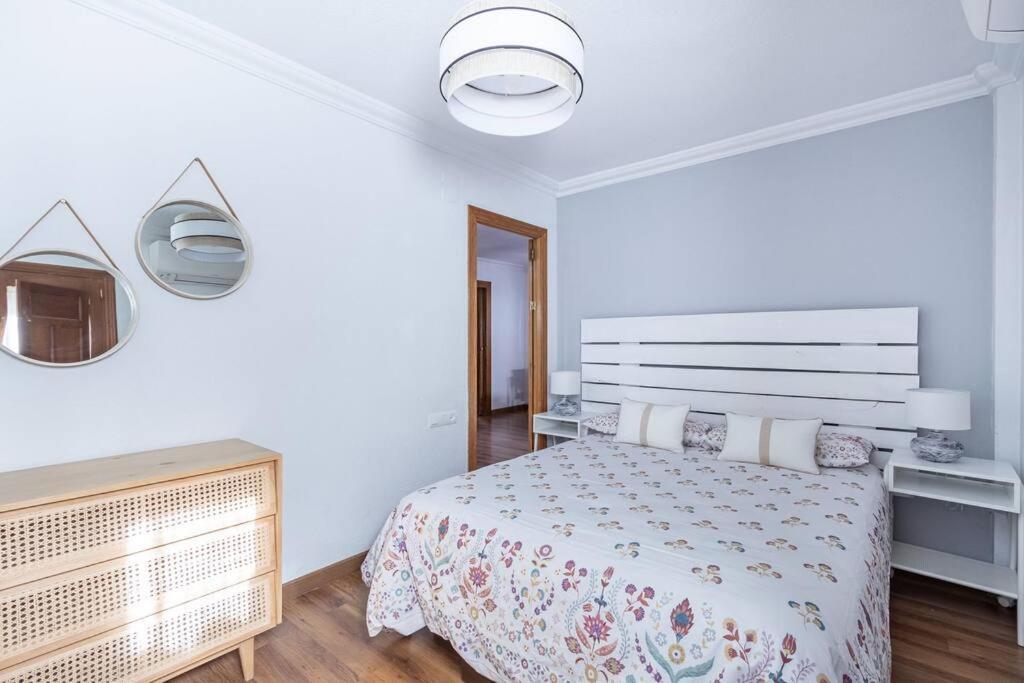 Apartamento Con Terraza A 4 Minutos De La Catedral Grenade Extérieur photo
